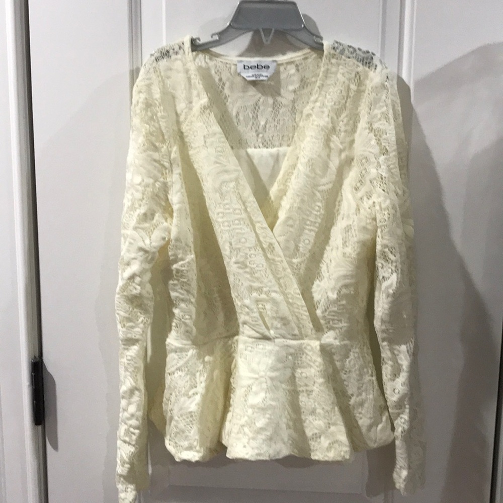Bebe top